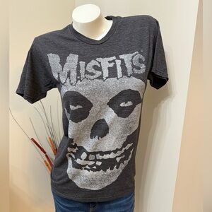 Misfits 2016 Band T-Shirt Men’s Size Small Dark Gray Graphic Great Condition! ￼